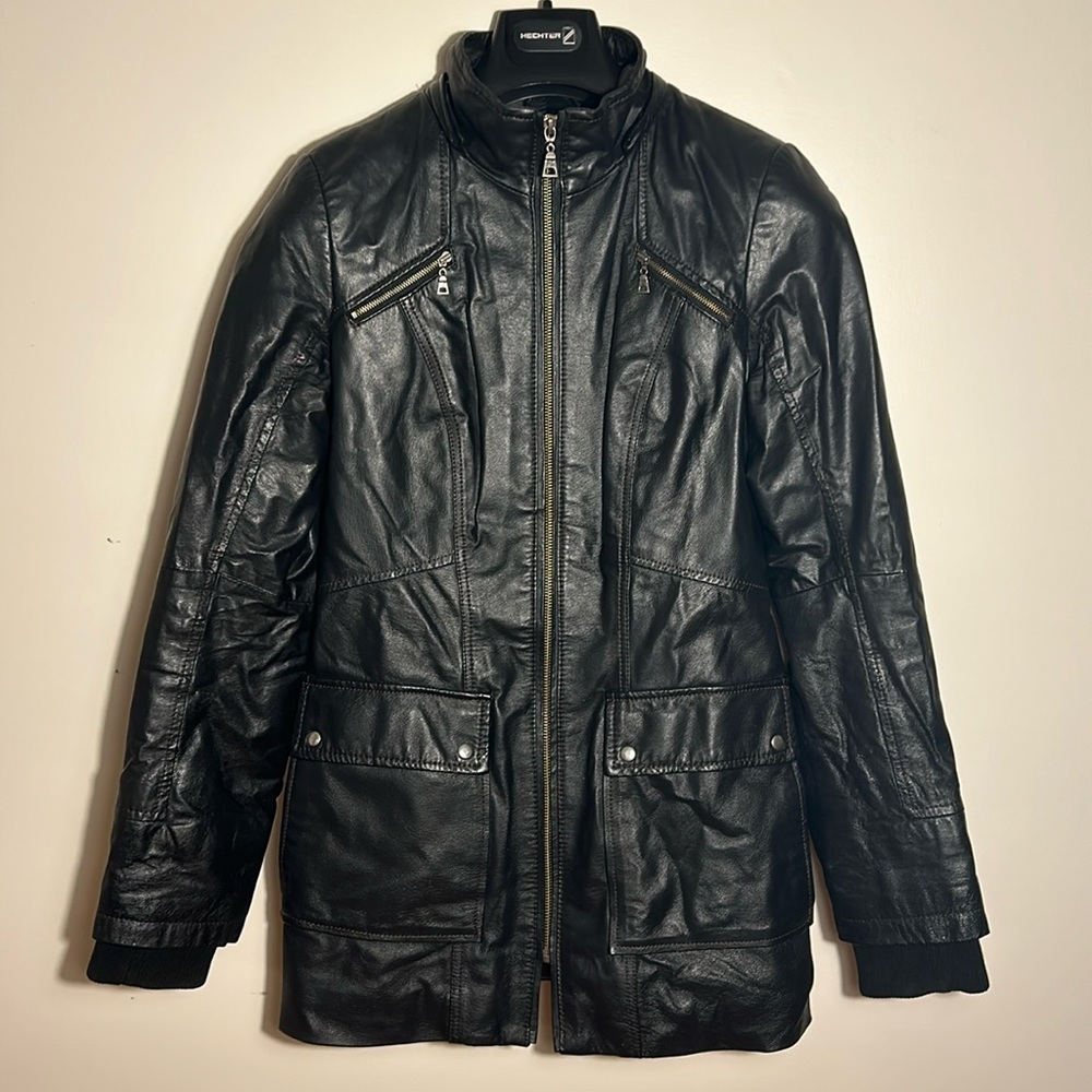 Danier Women’s Black Genuine Italian Leather Jacket Biker Style US Size 2XS